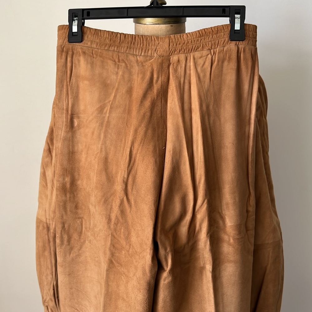 1980’s Vintage Suede Jacket & Pants Set - Picture 16 of 17